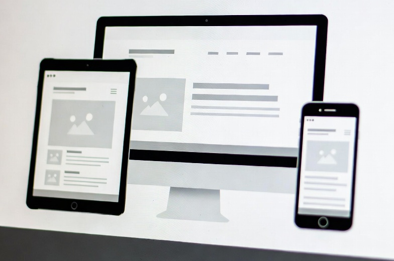 HTML Responsive Web Design